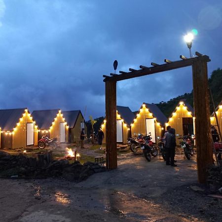 Nha Hang Homestay Pho Nui Bac Yen Eksteriør bilde