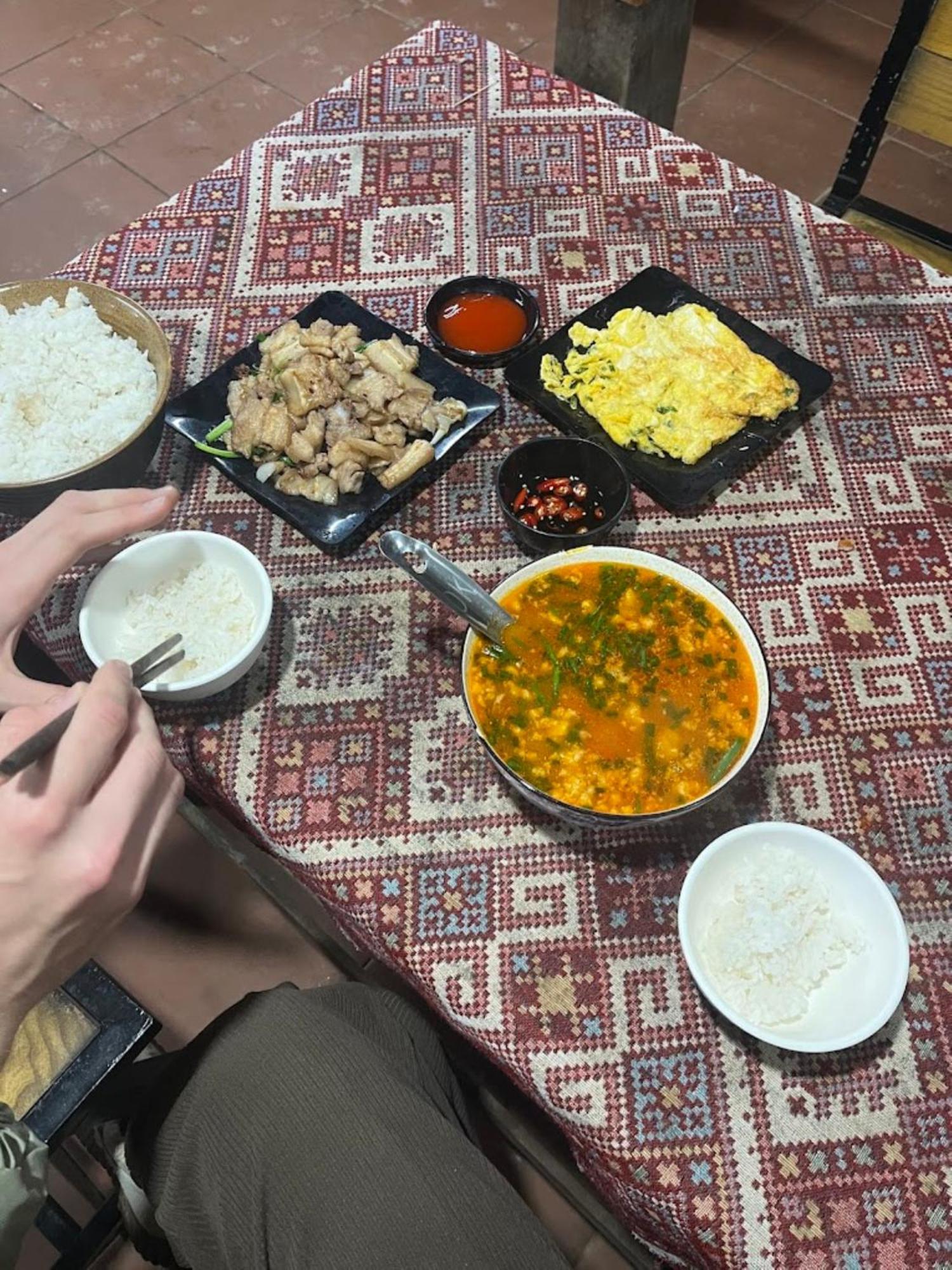 Nha Hang Homestay Pho Nui Bac Yen Eksteriør bilde